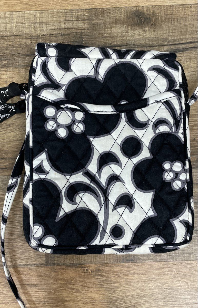 Vera Bradley Night and Day Black White Quilted Cotton Crossbody Hipster Bag