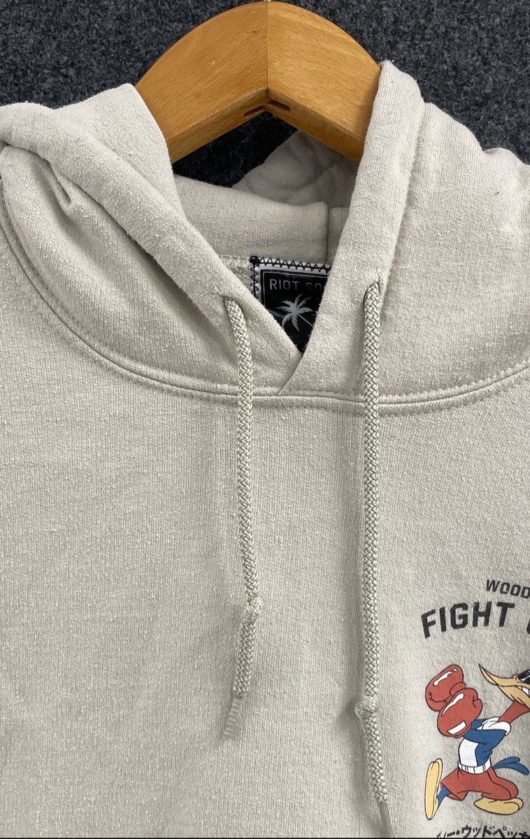 Riot Society Men's Woody's Fight Club Hoodie Cream Graphic Woody Woodpecker Sz M