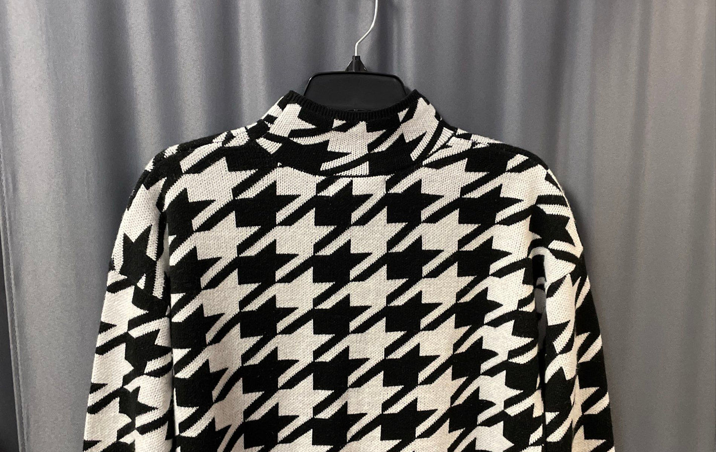 Philosophy Republic Clothing Women's Black White Houndstooth Mock Neck Sweater S