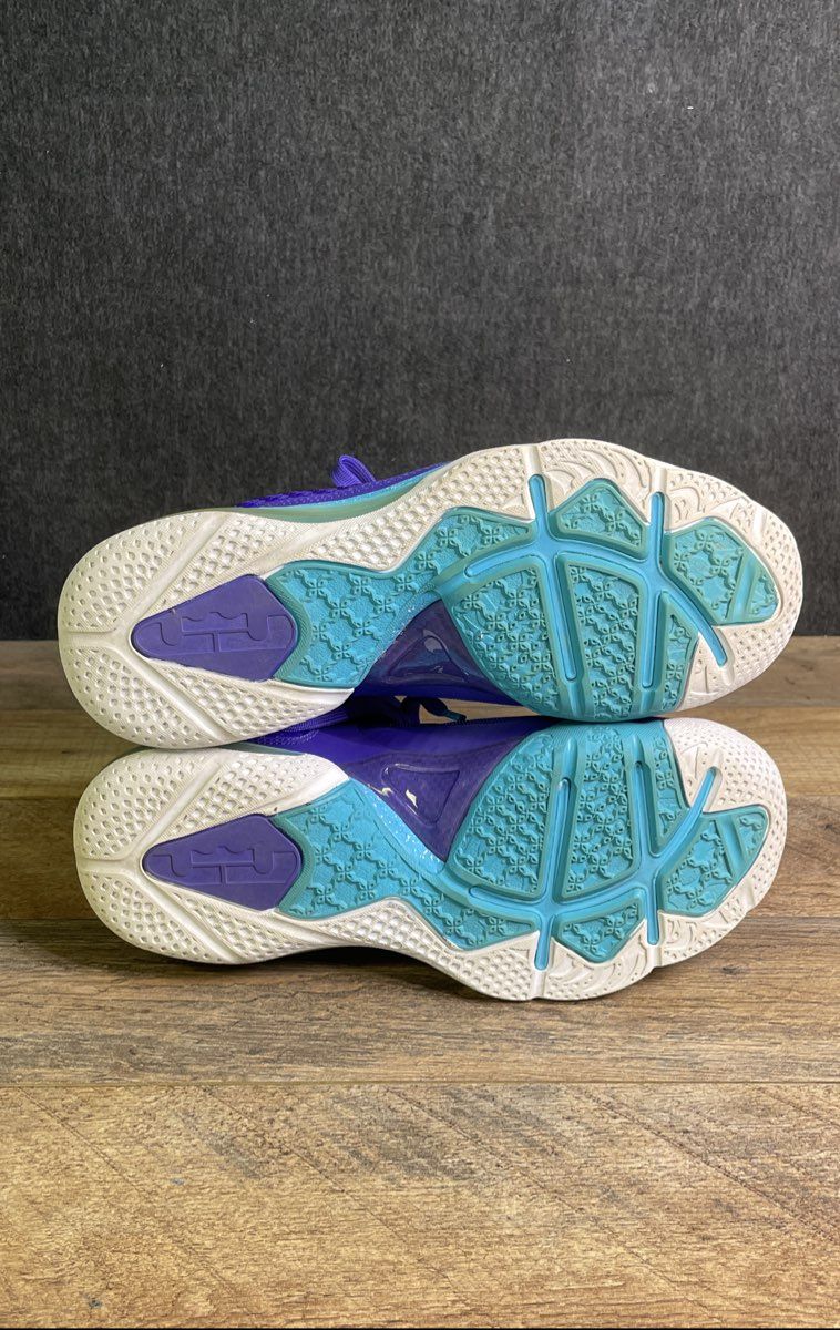 Nike LeBron 9 Summit Lake Hornets Purple Turquoise Basketball Shoes Size 6Y