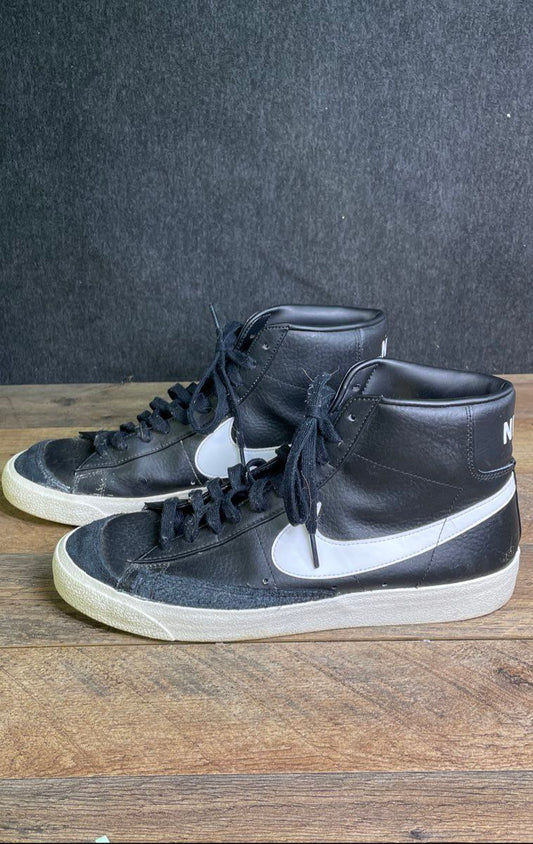 Nike Blazer Mid '77 Vintage Black White Mid Top Sneakers Men's Size 11.5