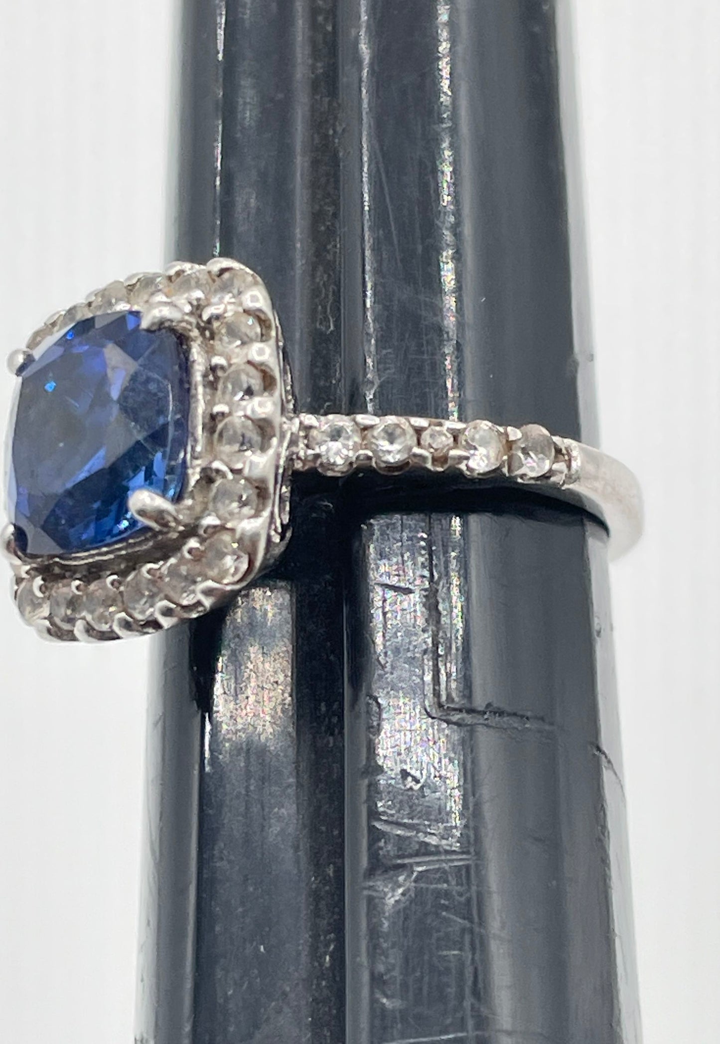 925 Sterling Silver White & Blue Sapphire Ring 2.3g