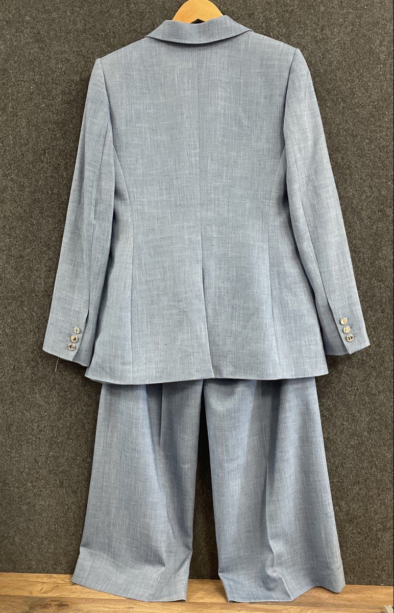 Calvin Klein Women's 2-Piece Suit Light Blue Blazer Sz 8 Wide Leg Pants Sz 6