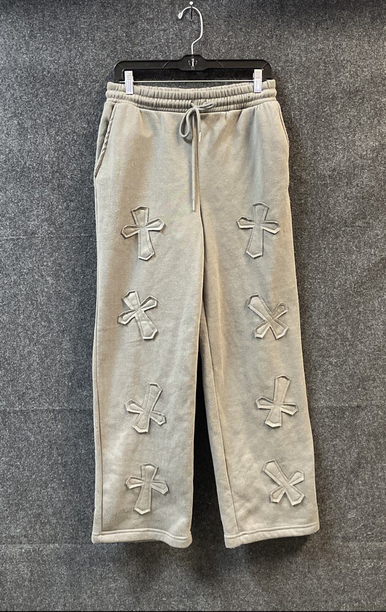 Sugar Kiss Women's Gray Cross Patch Wide Leg Sweatpants Size Medium