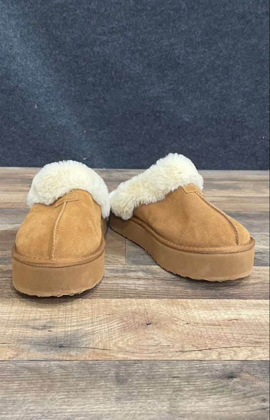 Joyspun Women's Tan Chestnut Faux Fur Lined Platform Slipper Mules Size 7