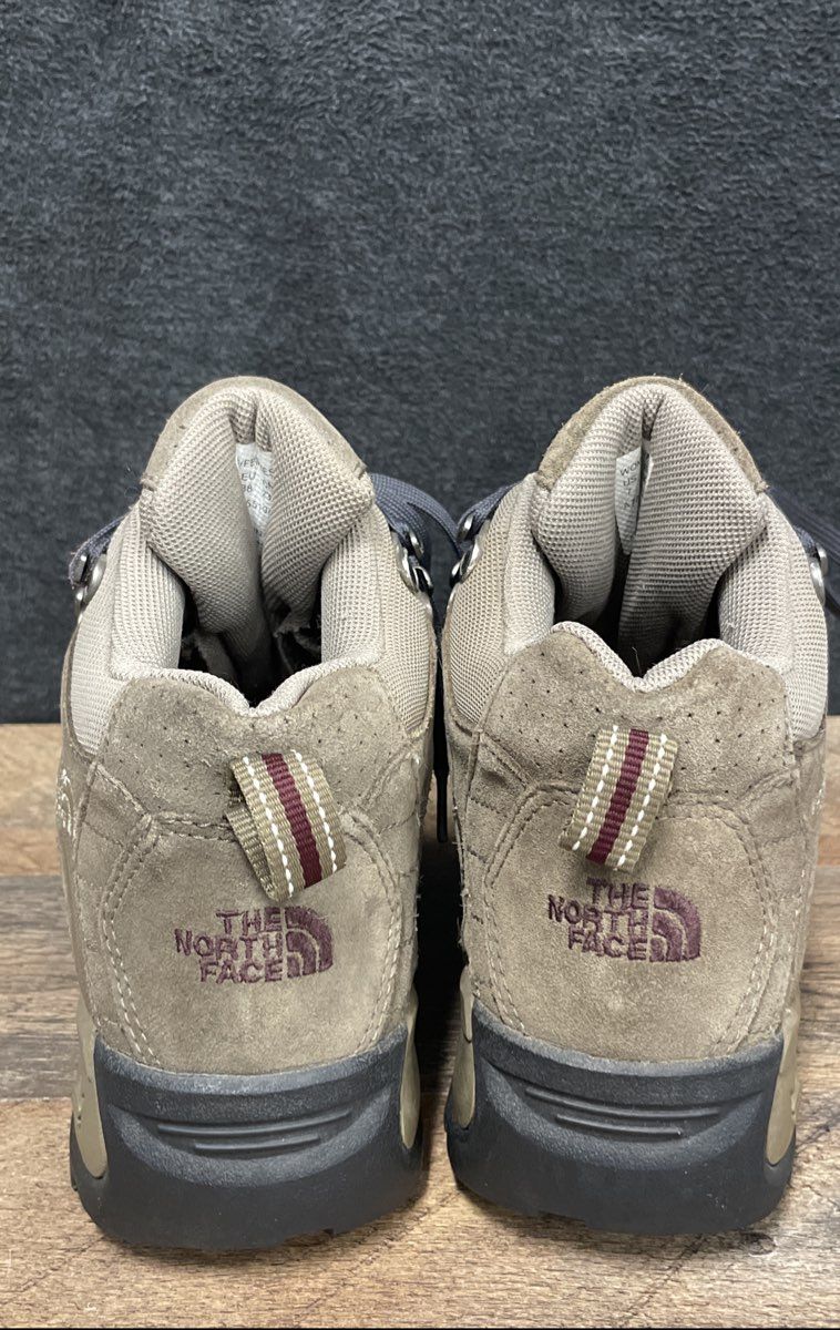 The North Face Women's Tan Suede Purple Mesh Hiking Trail Shoes Size 7
