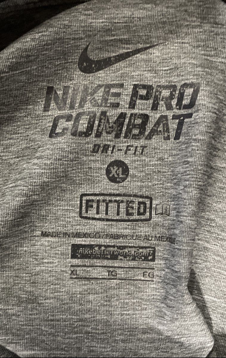 Nike Men's Grey Pro Combat Dri-FIT Fitted Long Sleeve Shirt Sz XL