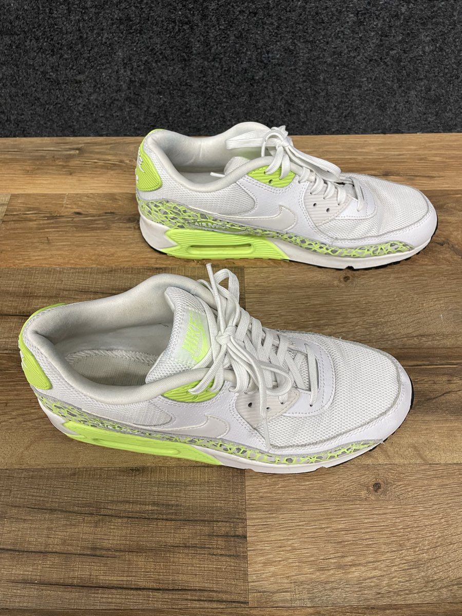 Nike Air Max 90 Premium White Ghost Green Black Women's Size 11