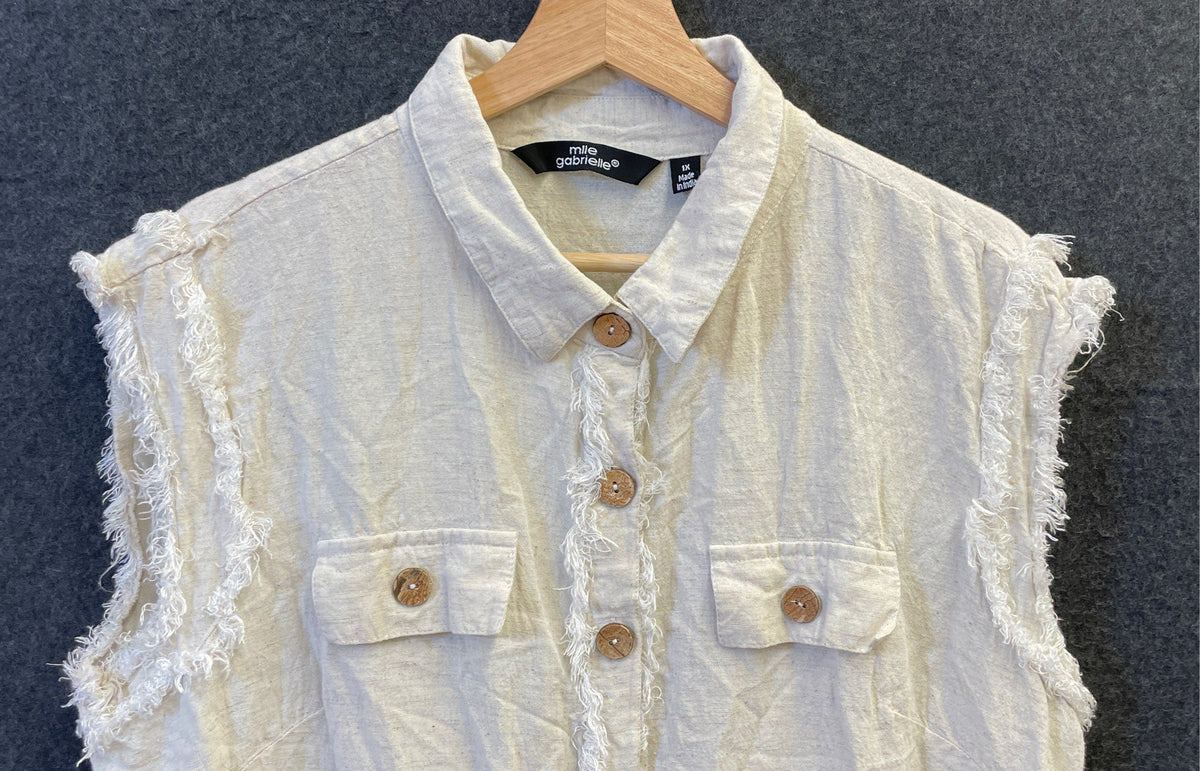 Mlle Gabrielle Women's Cream Fringe Trim Sleeveless Button Down Dress Sz 1X