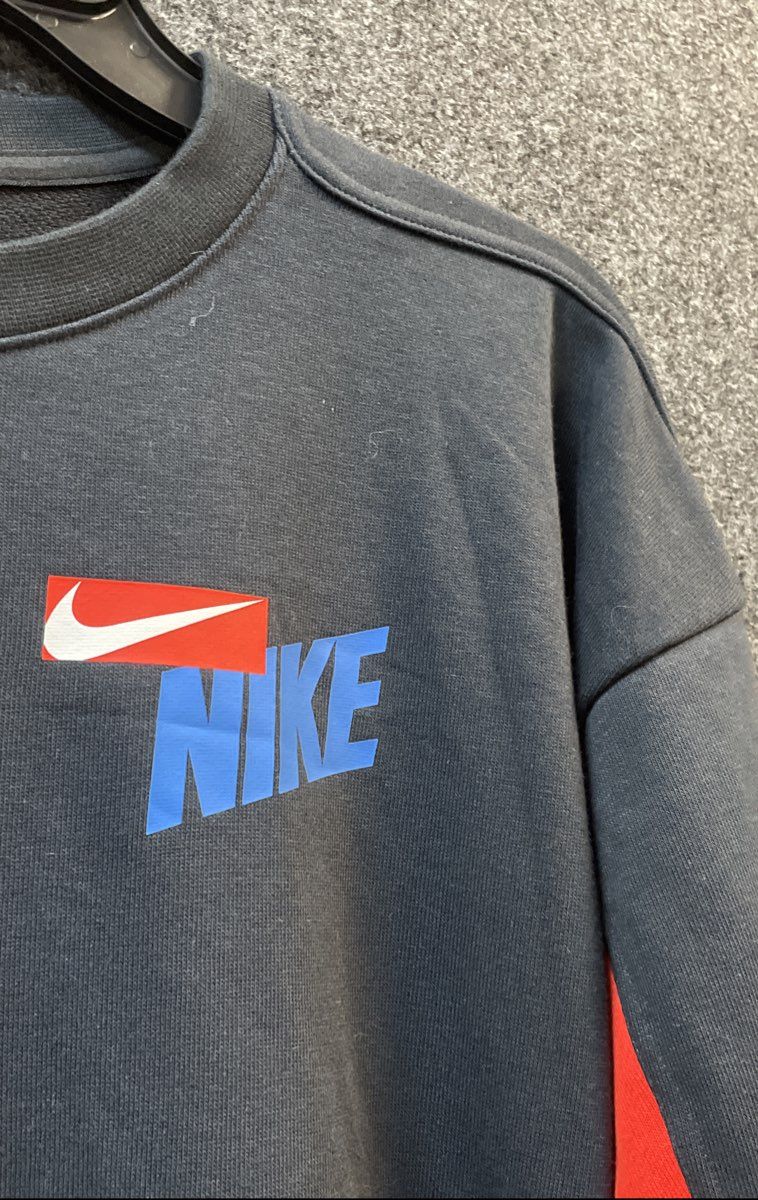 Nike Men's Black Dri-FIT Long Sleeve Sweatshirt Red Colorblock Logo Sz S