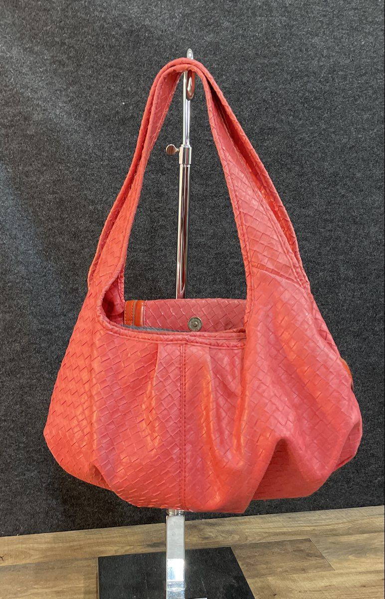 Simply Vera Vera Wang Pink Woven Faux Leather Hobo Shoulder Bag