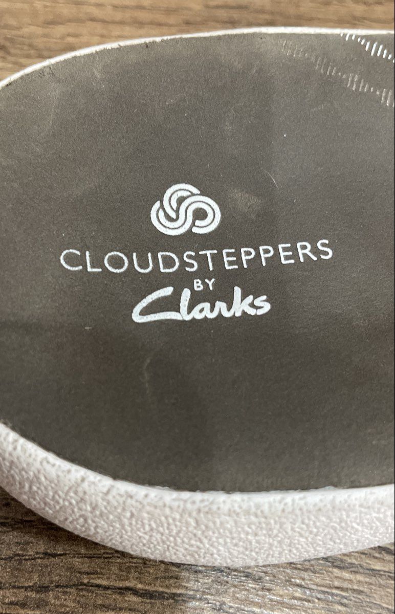 Clarks Cloudsteppers Sillian 2.0 Brown White Metallic Slide Sandals Size 10.5