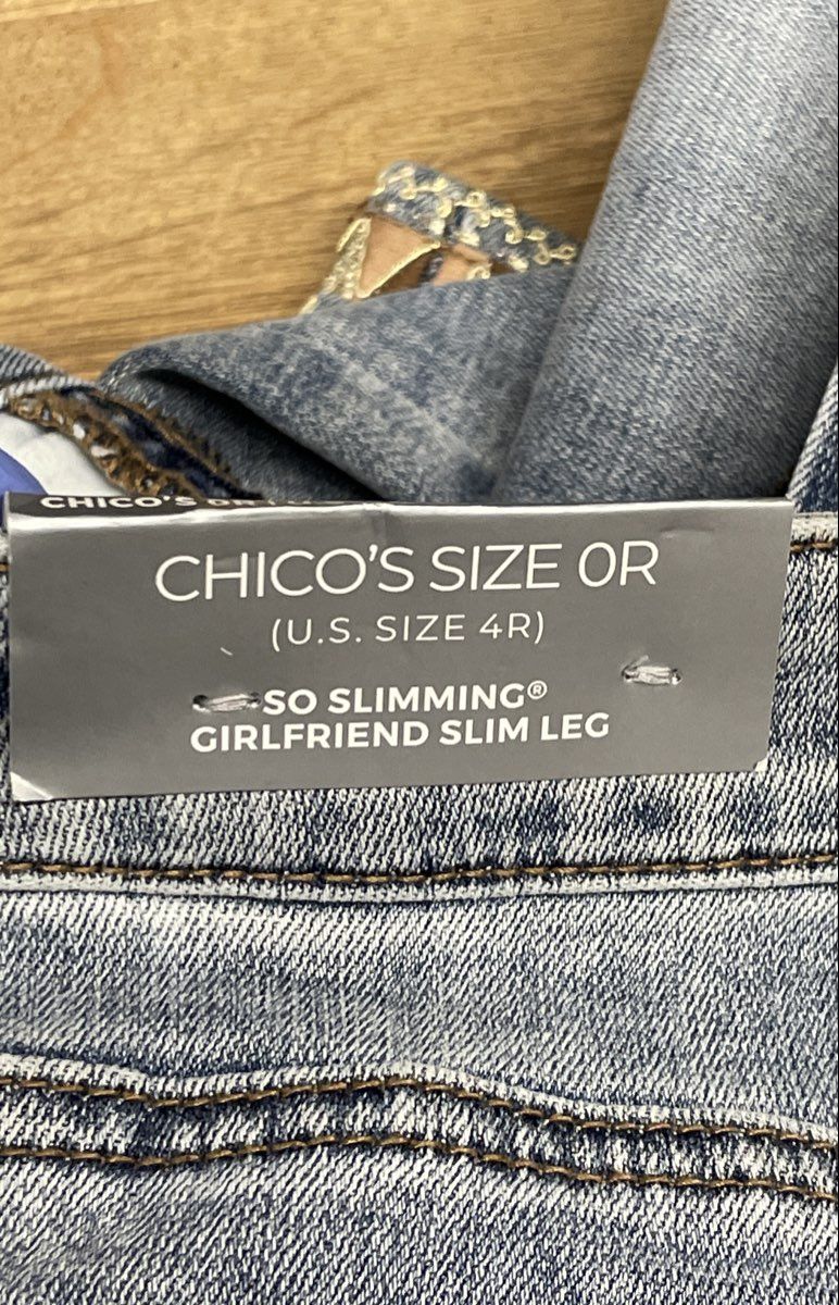 Chico's Women's So Slimming Girlfriend Slim Leg Jeans Embroidered Hem NWT Sz 0R