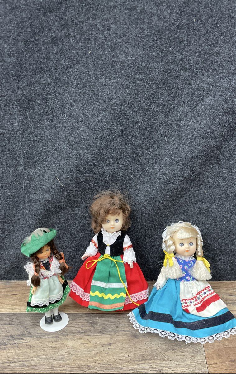 Vintage Souvenir Doll Lot 3 Pcs International Costume Hong Kong Made Sleep Eyes