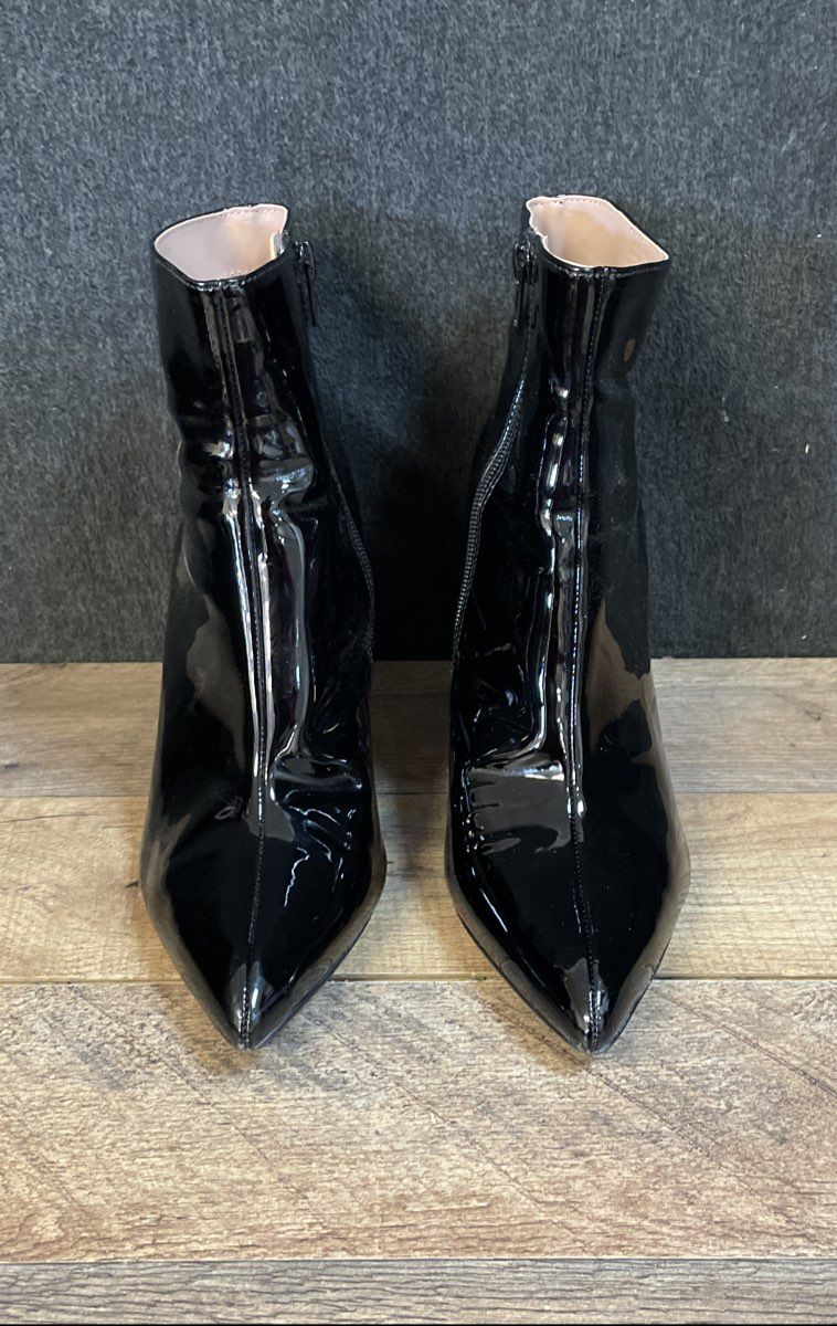 Betsey Johnson Kassie Black Multi Glitter Block Heel Ankle Boots Size 9M