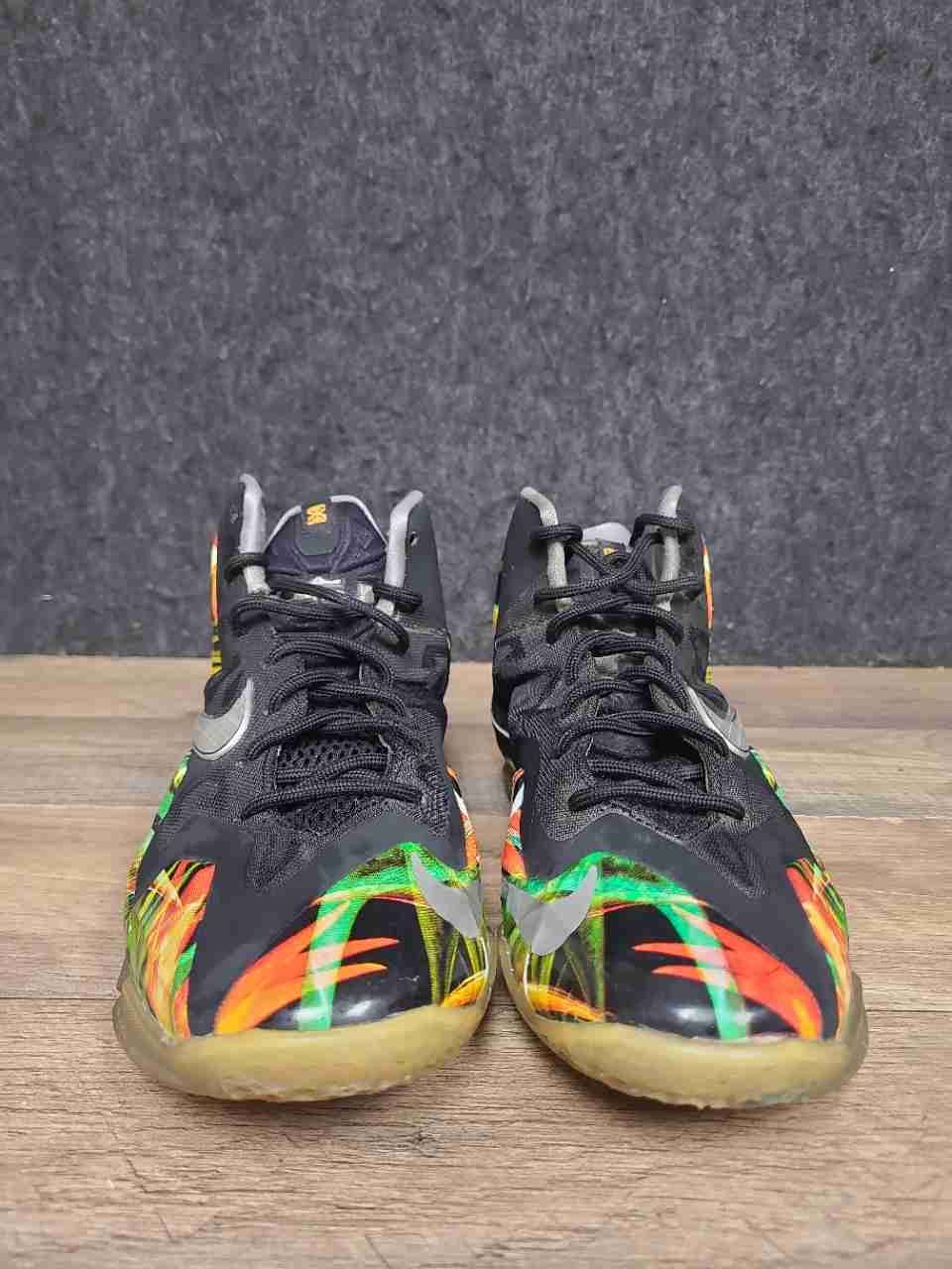 Nike LeBron 11 GS Everglades Black Multi-Color Basketball Shoes Size 4.5Y