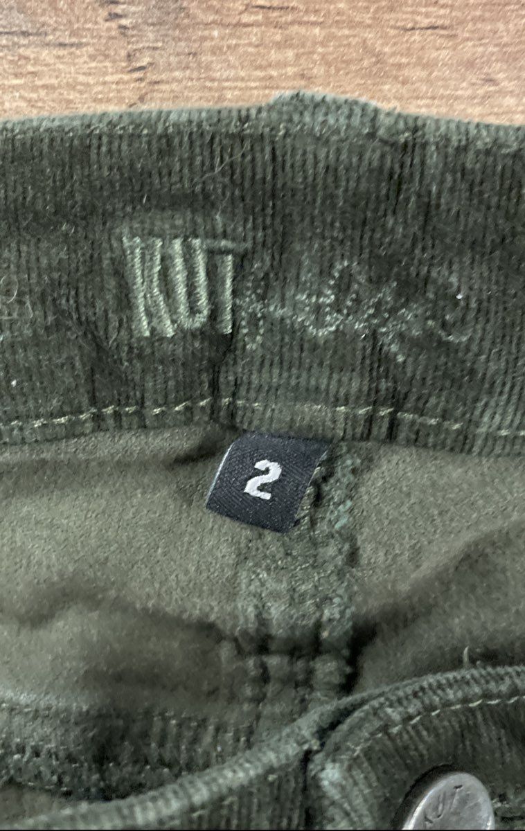 KUT from the Kloth Women's Diana Skinny Corduroy Pants Olive Green Sz 2