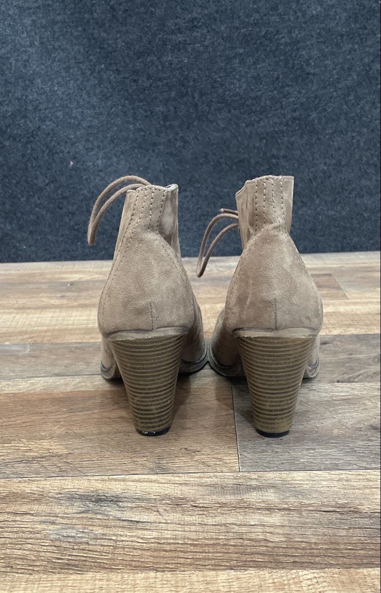 MIA Shawna Grey Lace-up Stacked Block Heel Ankle Boots Size 8.5