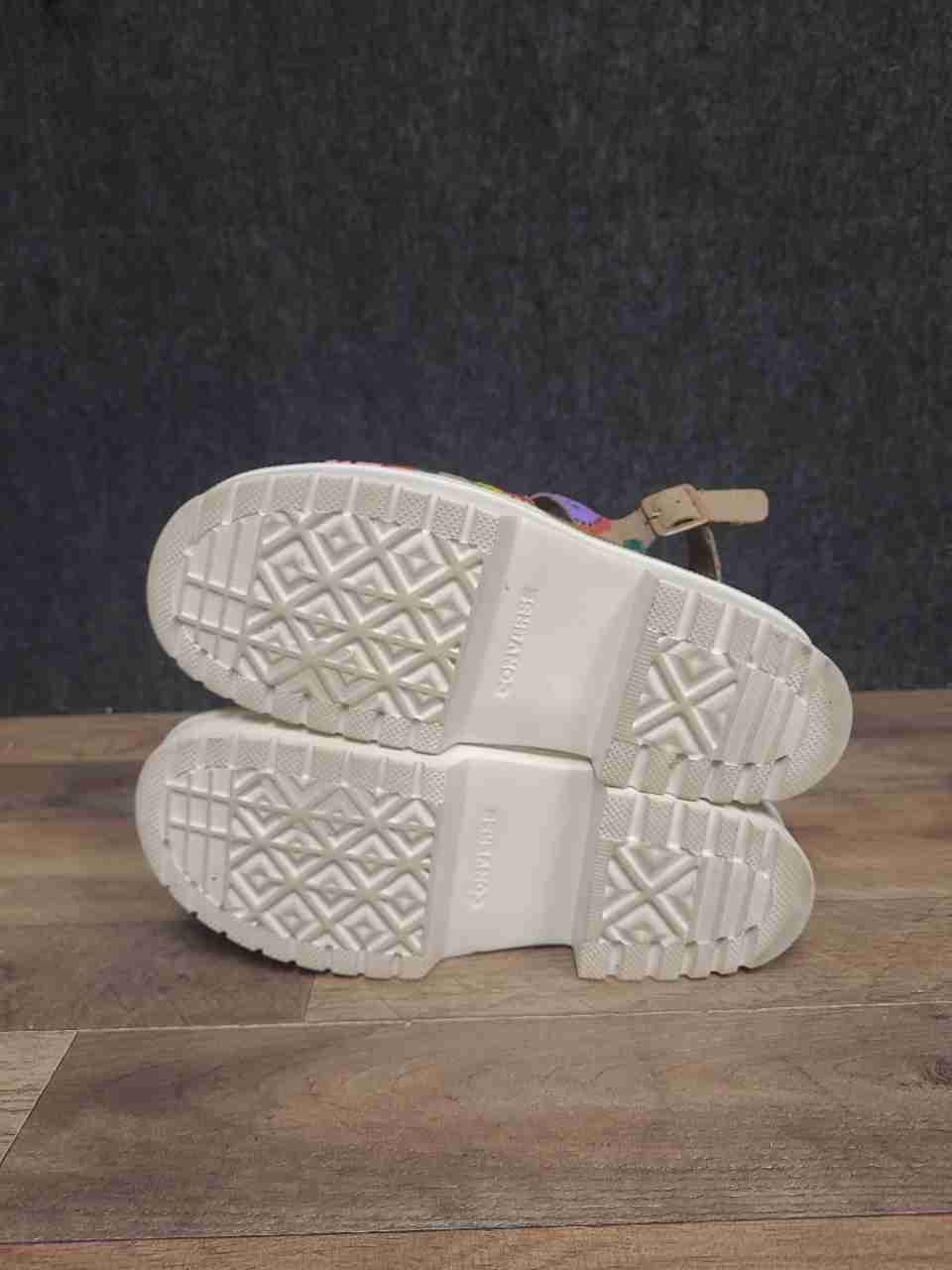 Converse Run Star Legacy CX Platform Sandal Multi-Color Embroidered Size 10