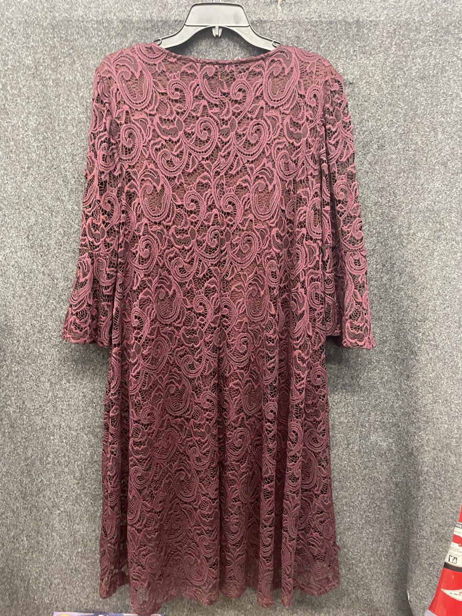 Lane Bryant Women's Burgundy Lace Overlay V-Neck Bell Sleeve Dress Sz 18/20