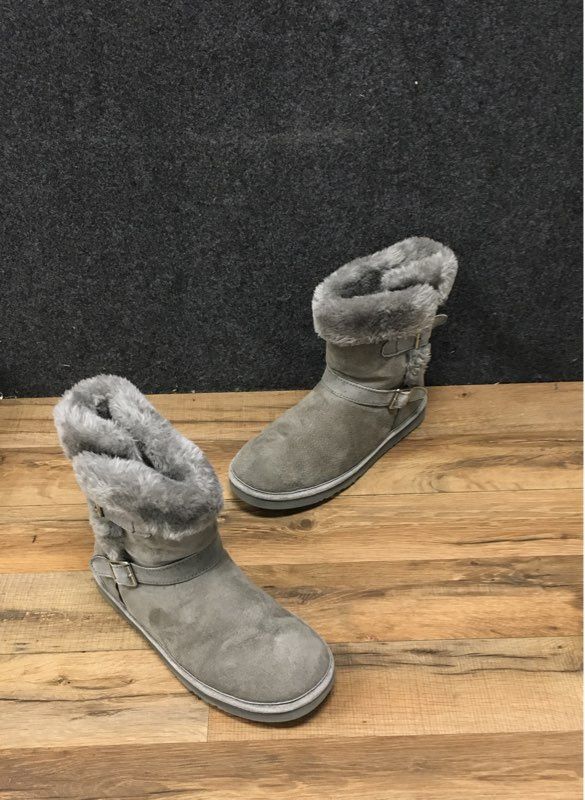 Lamo Cresson Grey Suede Faux Fur Water Resistant Boots Women's Size 9