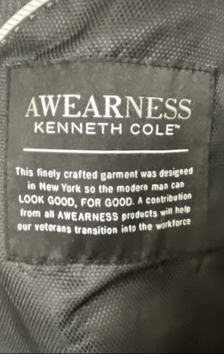 Awearness Kenneth Cole Men's Gray Two-Piece Wool Blend Suit Sz 56 Long