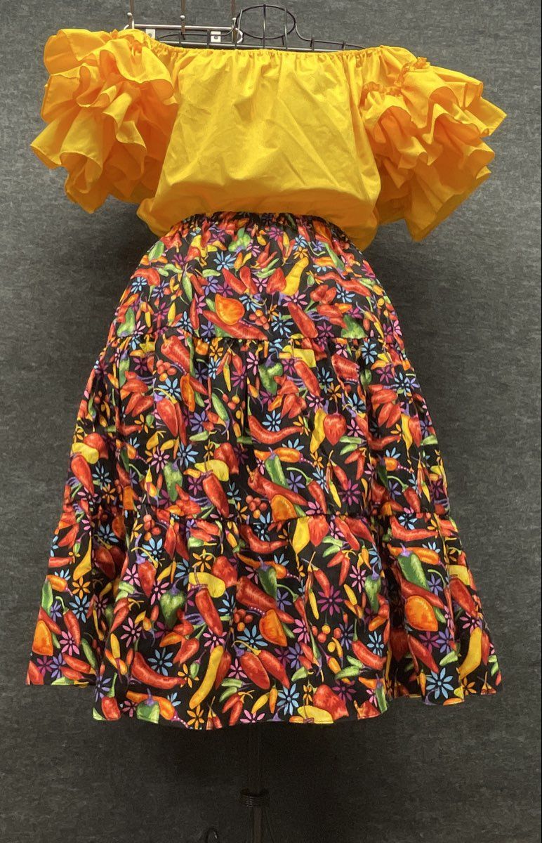 Women's 2 Piece Folk Costume Set Yellow Ruffle Top Chili Pepper Print Skirt