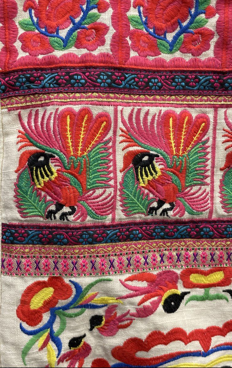 Target Limited Edition Embroidered Linen Blend Tote Bag Beige Floral Bird 2012