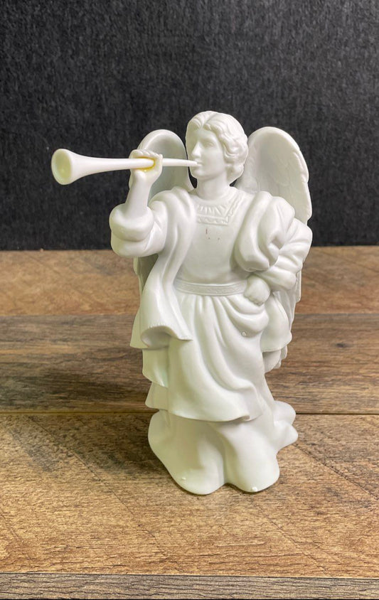 Vintage 1992 Avon Nativity Collectibles Gabriel Angel Figurine White