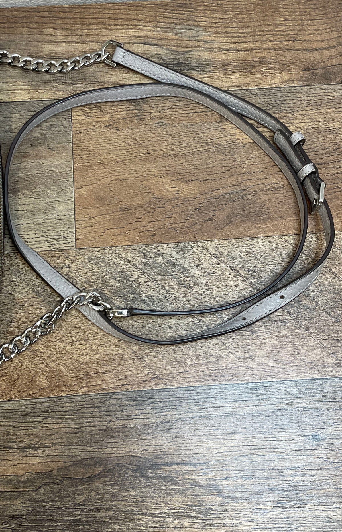 Michael Kors Grey Pebbled Leather Jet Set East West Crossbody Bag Silver Tone