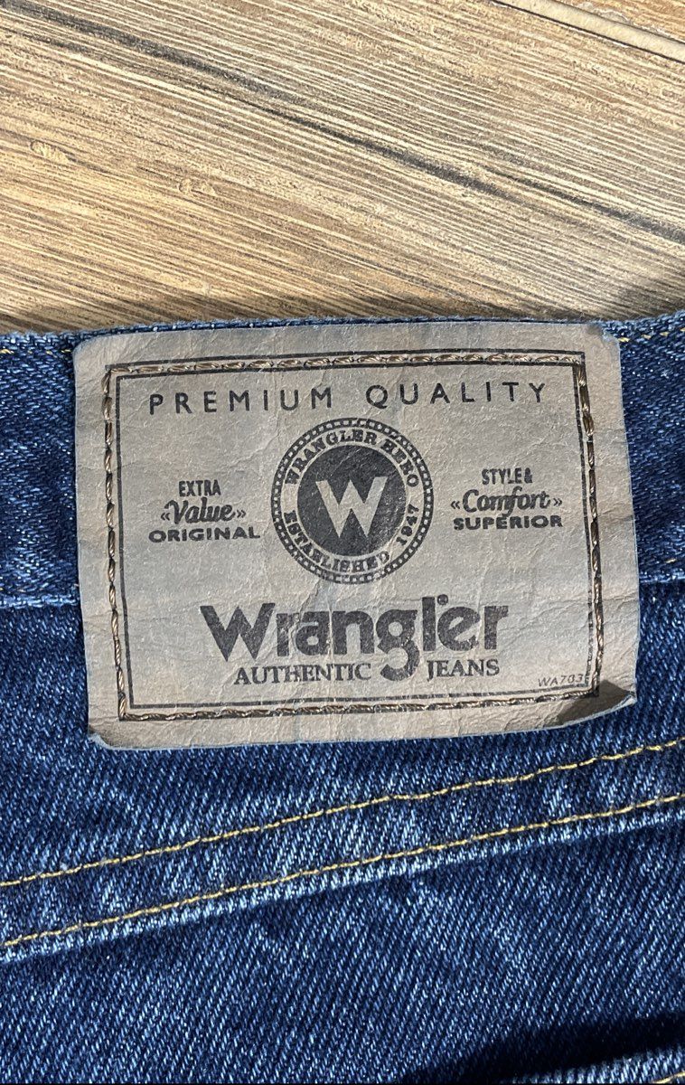 Wrangler Men's Blue Authentics Premium Quality Jeans 9760WDR Size 36x34