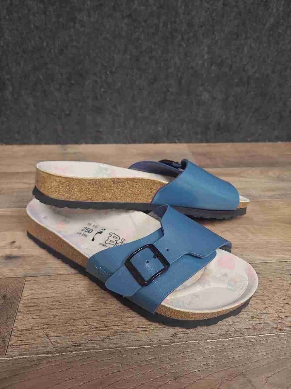 Birki's Madrid Blue Single Strap Slide Sandals Women's Size 8 EU 39