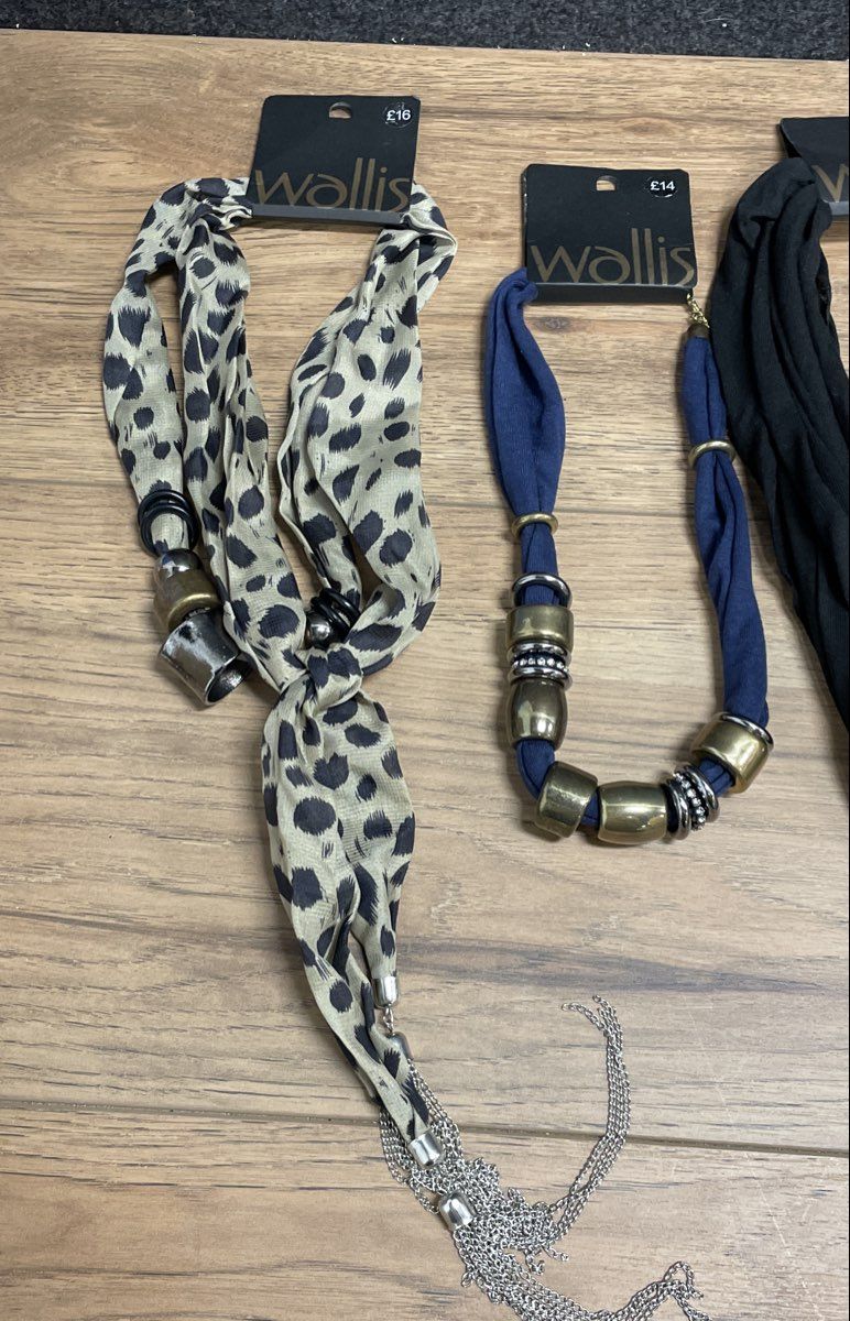 Wallis Women's Scarf Necklace Lot of 6 Animal Print Beaded Heart Tassel NWT