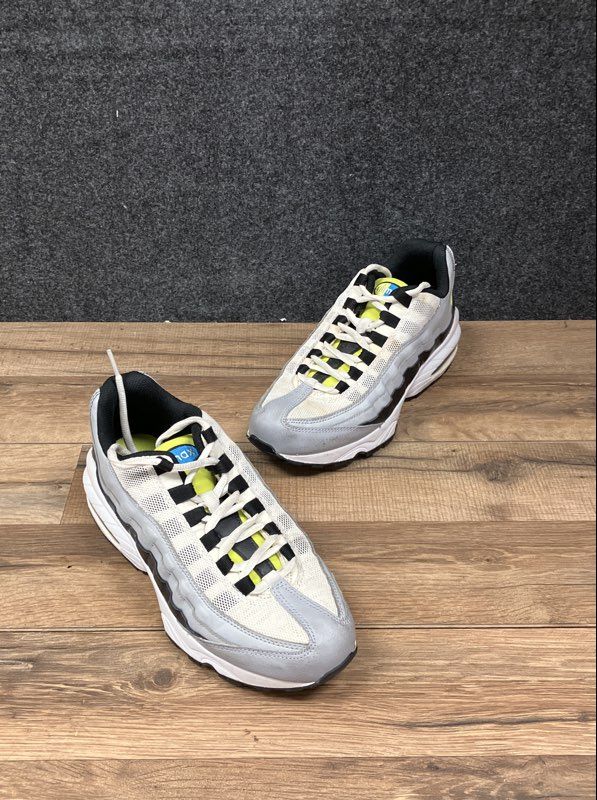 Nike Air Max 95 GS Wolf Grey Blue Volt Sneakers 905348-101 Size 7Y