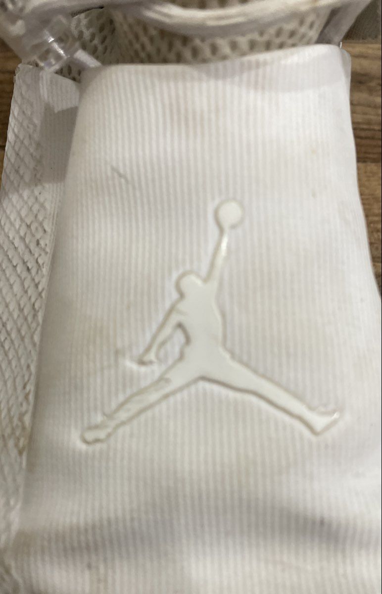Nike Air Jordan Why Not Zer0.1 White Silver 2-Way Basketball Shoes Size 10.5
