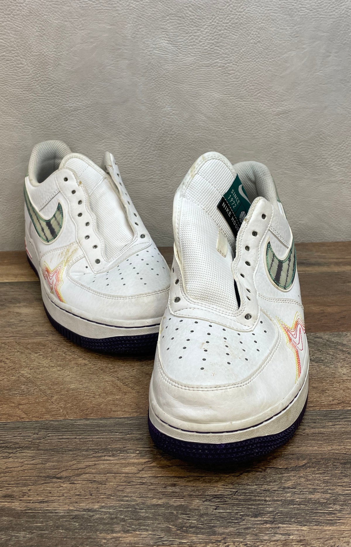 Nike Air Force 1 '07 LV8 White Multi-Color Basketball Sneakers Size 8.5