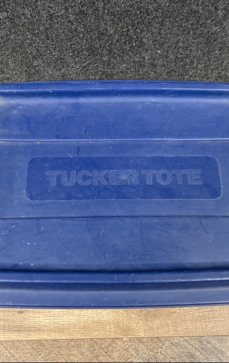 Vintage Tucker Housewares No. 280-4 Tucker Tote Plastic Storage Bin Blue