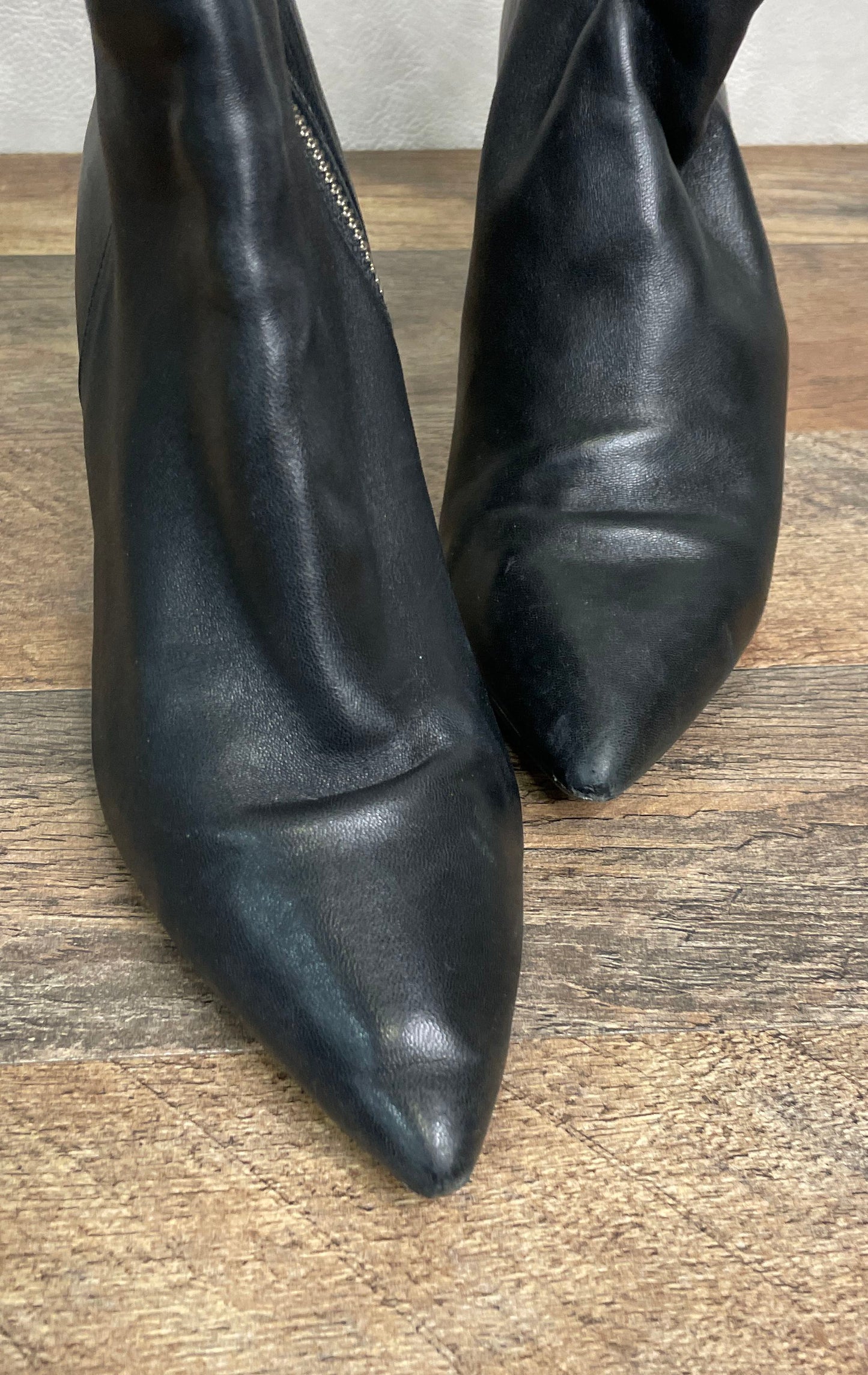 Michael Kors Black Leather Pointed Toe Stiletto Ankle Booties Size 8