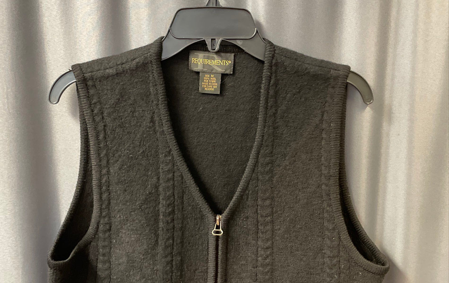 Requirements Women's Black 100% Wool Full Zip Cable Knit Detail Vest Sz M