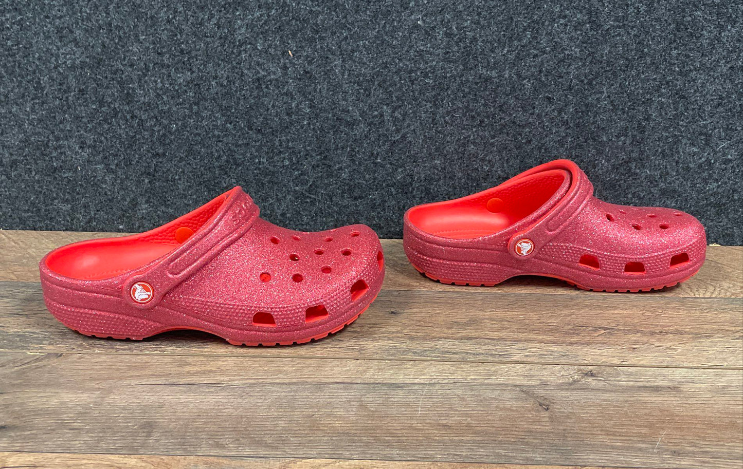 Crocs Classic Clog Red Glitter Sparkling Slip On Shoes Men's 5 Women's 7