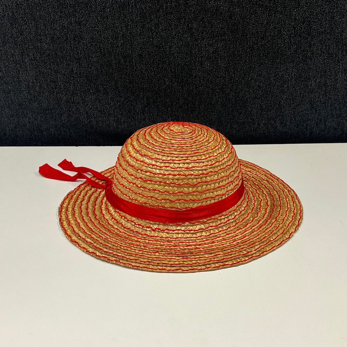 Women's Tan Wheat Straw Sun Hat Red Spiral Stitched Ribbon Tie Wide Brim