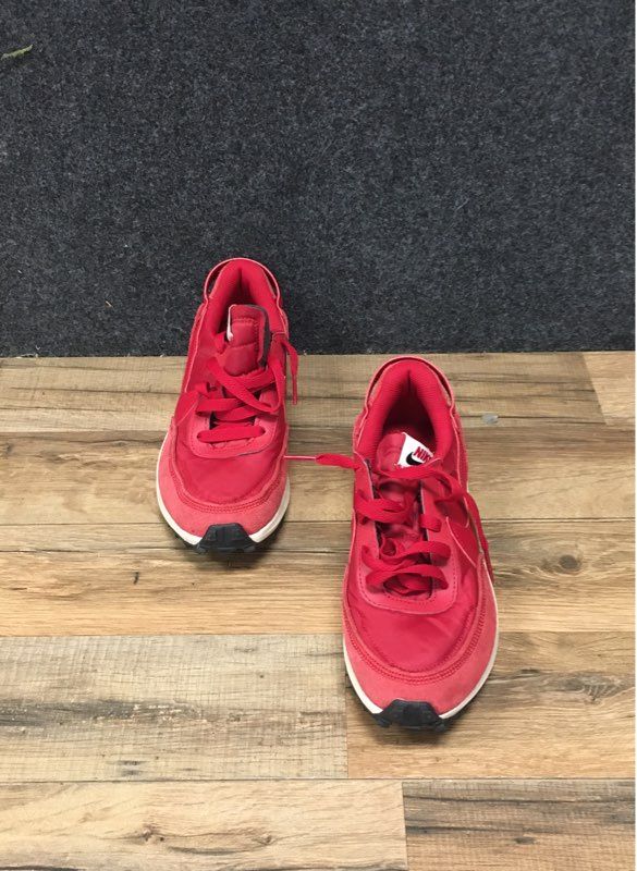 Nike Waffle Debut Gym Red University Red Women's Running Shoes Size 6