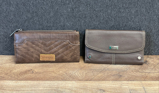 Buxton Pebbled Leather & Wrangler Quilted Vegan Leather Wallet Lot of 2 Brown