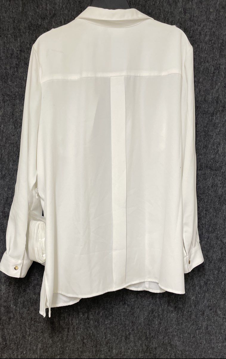 Chico's Women's White Button Down Utility Blouse Gold Button Epaulette Sz 3