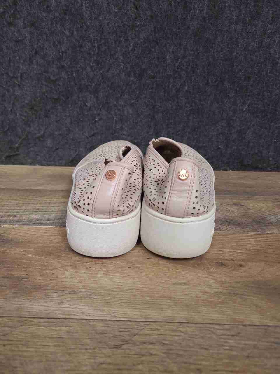 Michael Kors Keaton Soft Pink Perforated Leather Slip On Sneakers Women's Size 8