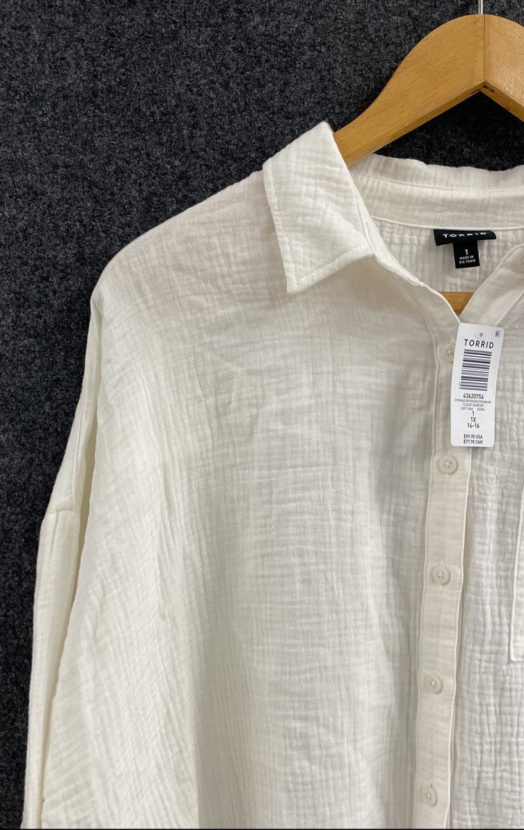 Torrid Women's Cotton Gauze Drop Shoulder Button Up Shirt NWT Sz 1X