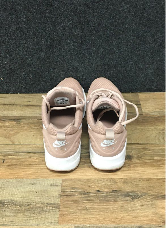 Nike Air Max Motion LW Particle Rose White Women's Running Sneakers Size 10