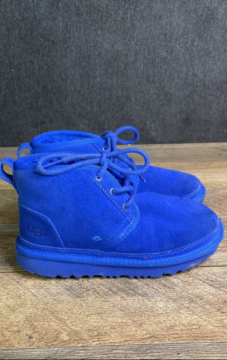 UGG Neumel II Blue Suede Youth Chukka Boots Size 1