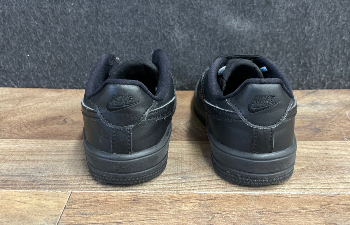 Nike Force 1 Low Triple Black Youth Kids Sneakers Size 11C