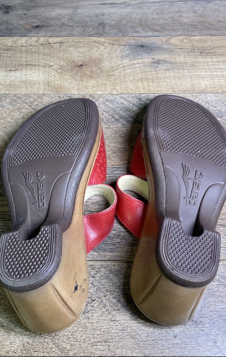 Dansko Women's Red Leather Perforated Wedge Sandals Size 37/6.5-7